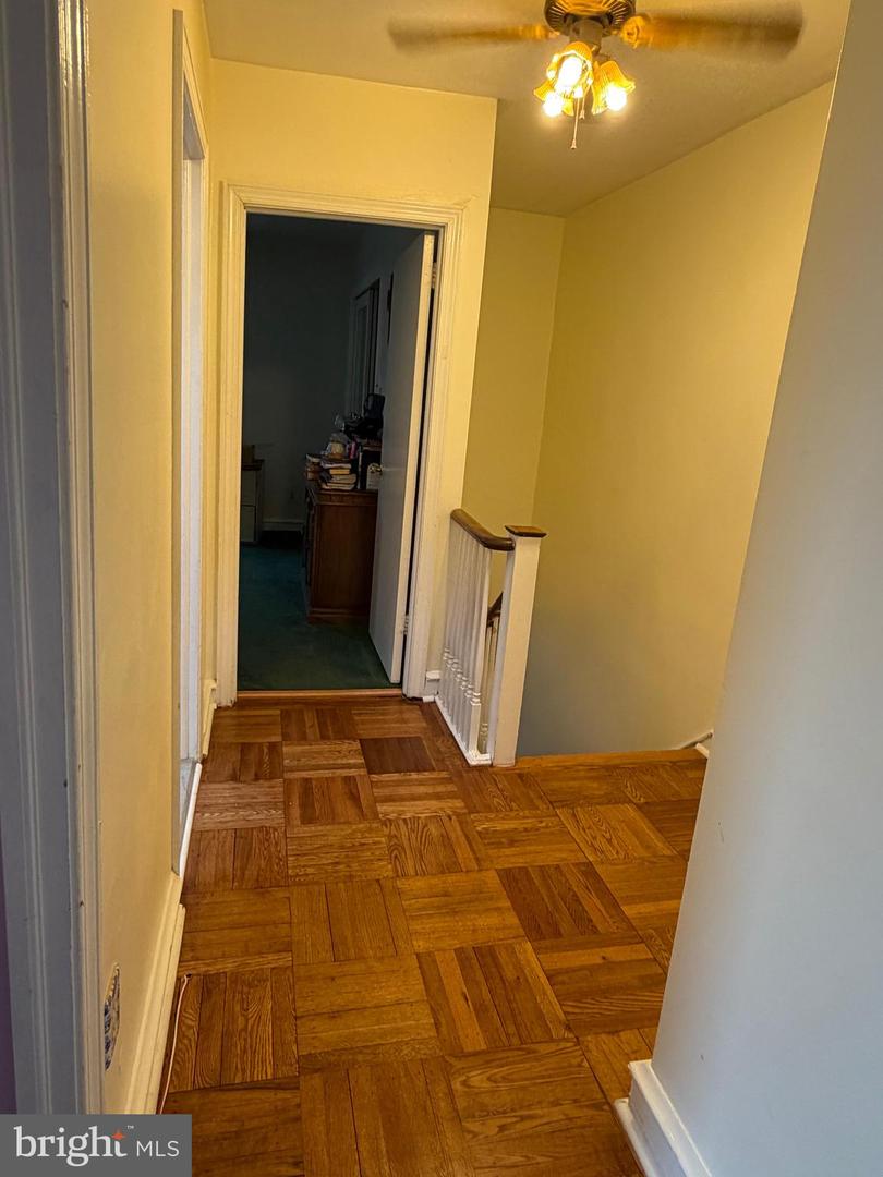 2105 Parkwyn Rd Property Photo 12