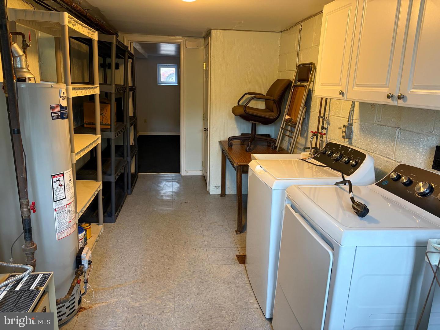 2105 Parkwyn Rd Property Photo 24