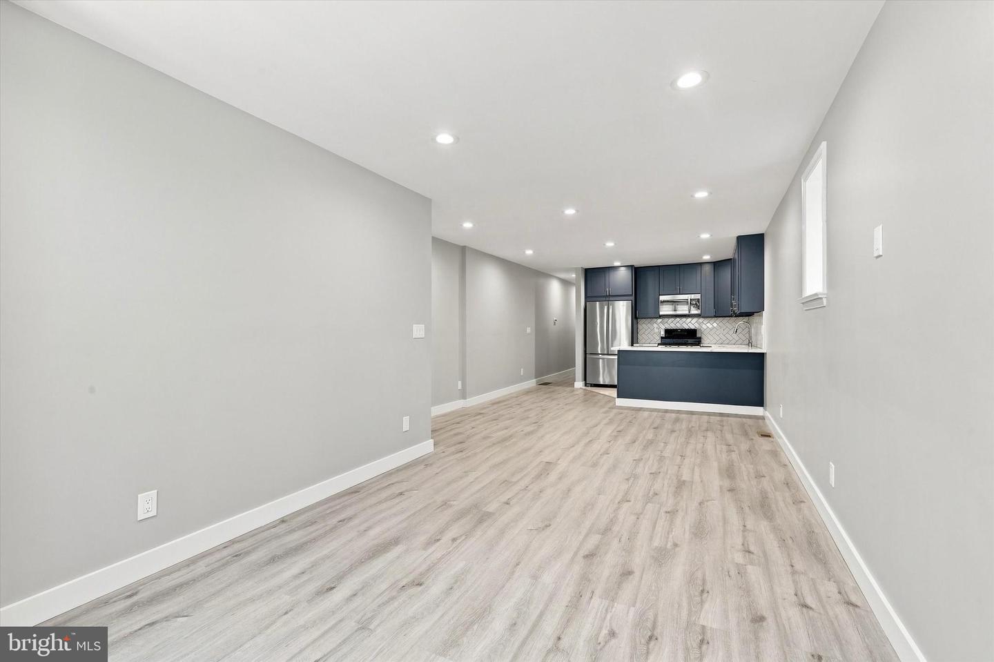 2649 E Clearfield St #unit A (1st Floor) Property Photo 3