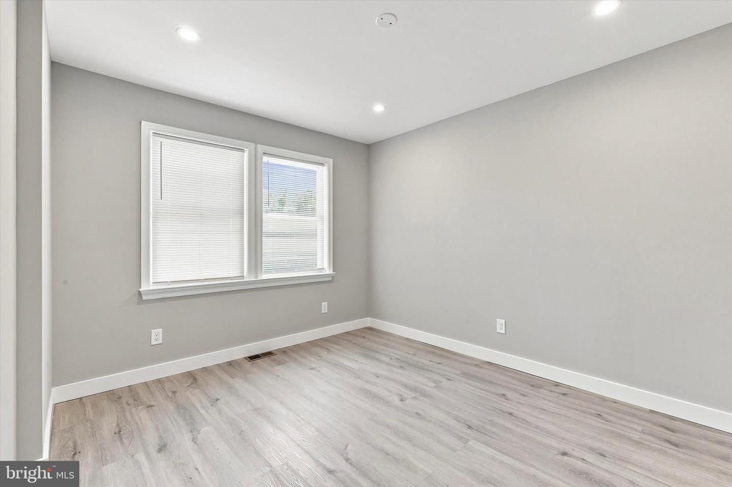 2649 E Clearfield St #unit A (1st Floor) Property Photo 10