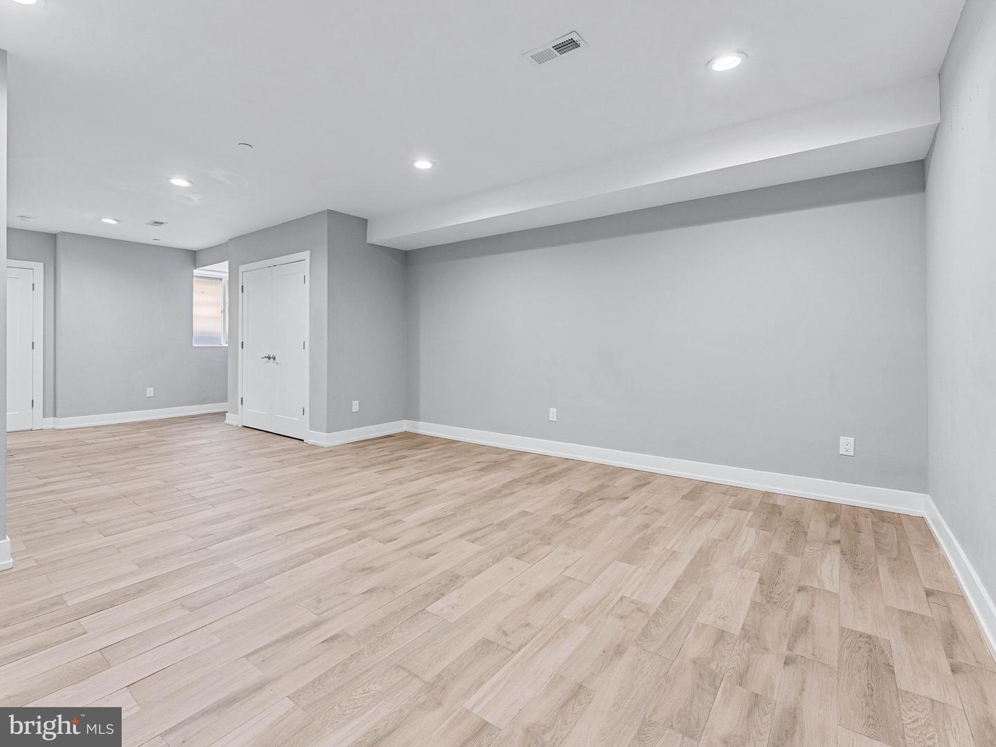 1433 N Orkney St Property Photo 33