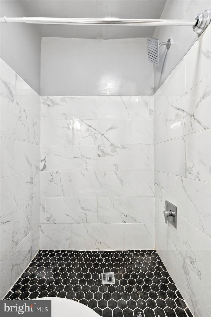 6740 Ogontz Ave Property Photo 10