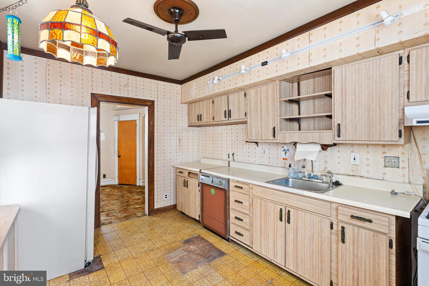 6222 Brous Ave Property Photo 8