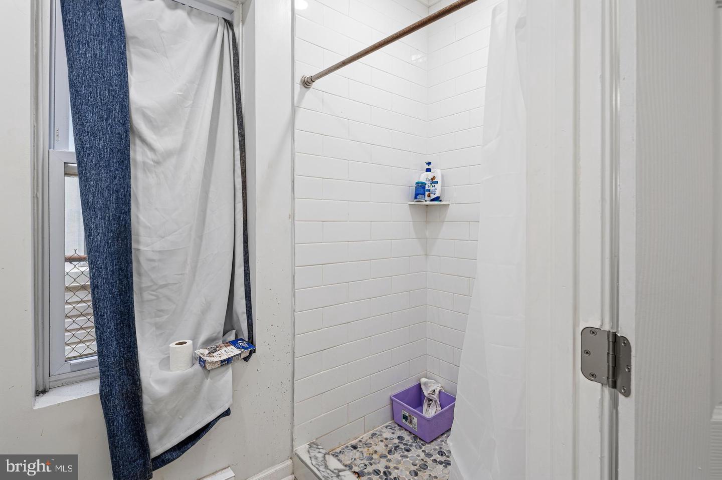 5663 Boyer St Property Photo 12