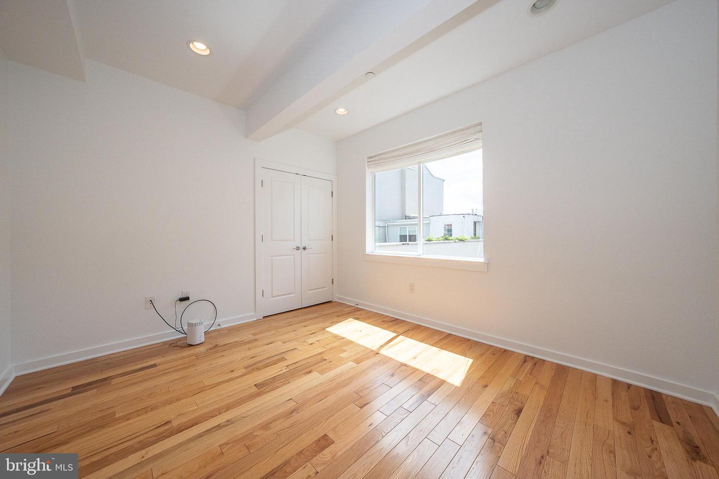 2350 E York St Property Photo 26