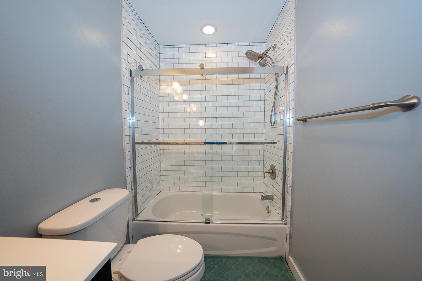 2350 E York St Property Photo 37