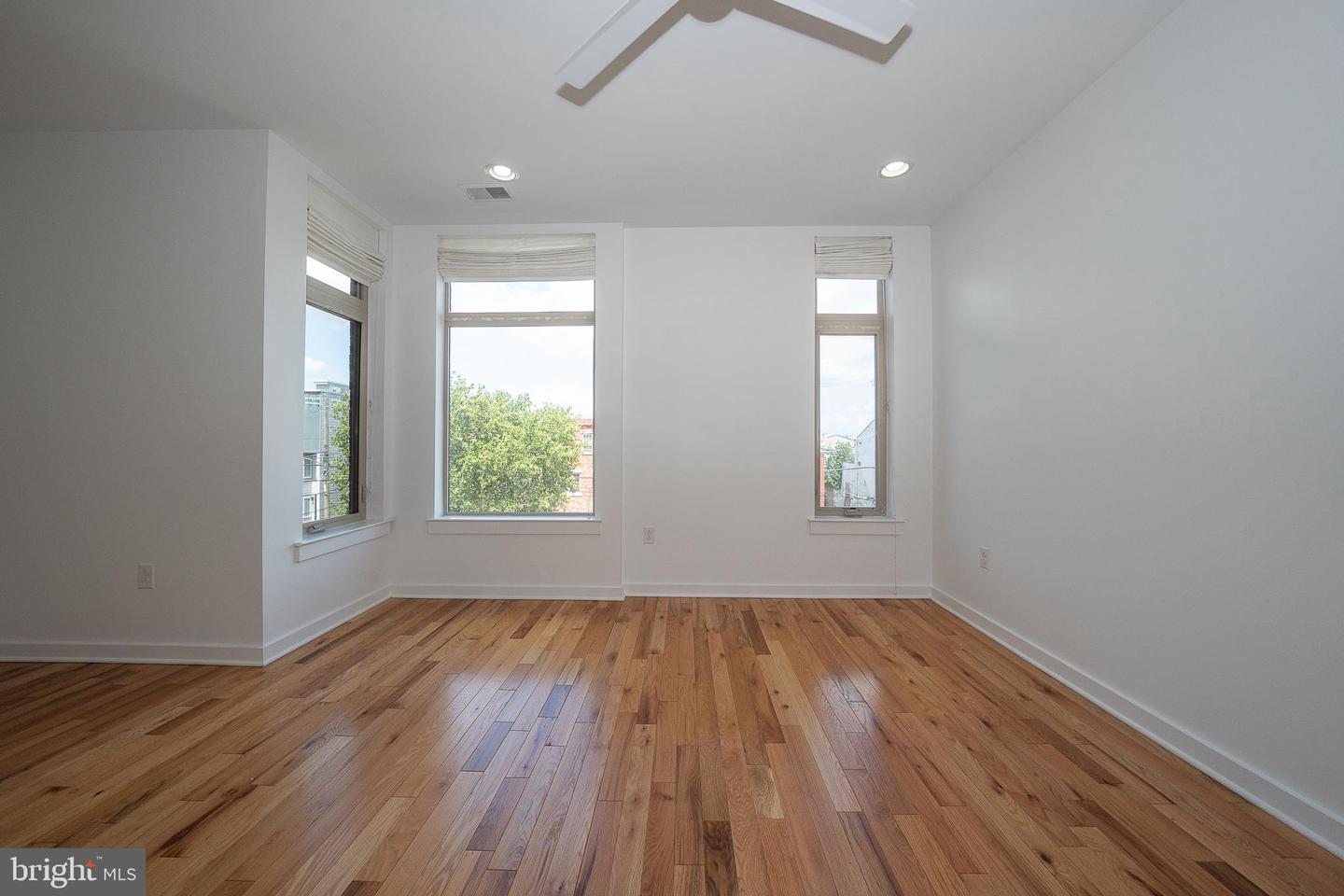 2350 E York St Property Photo 43