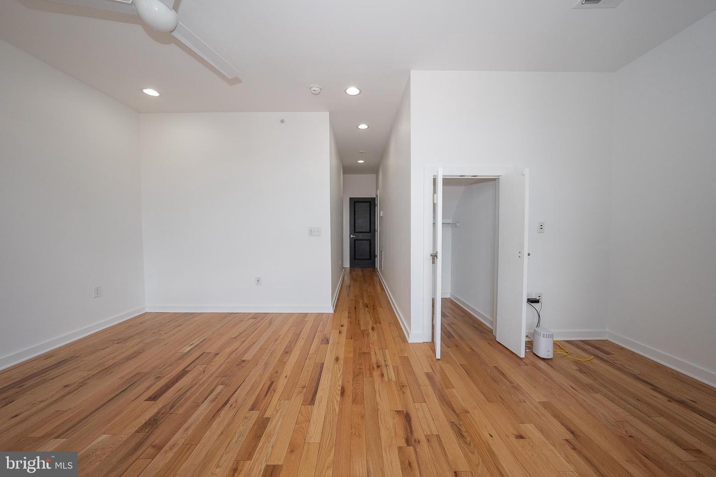 2350 E York St Property Photo 46