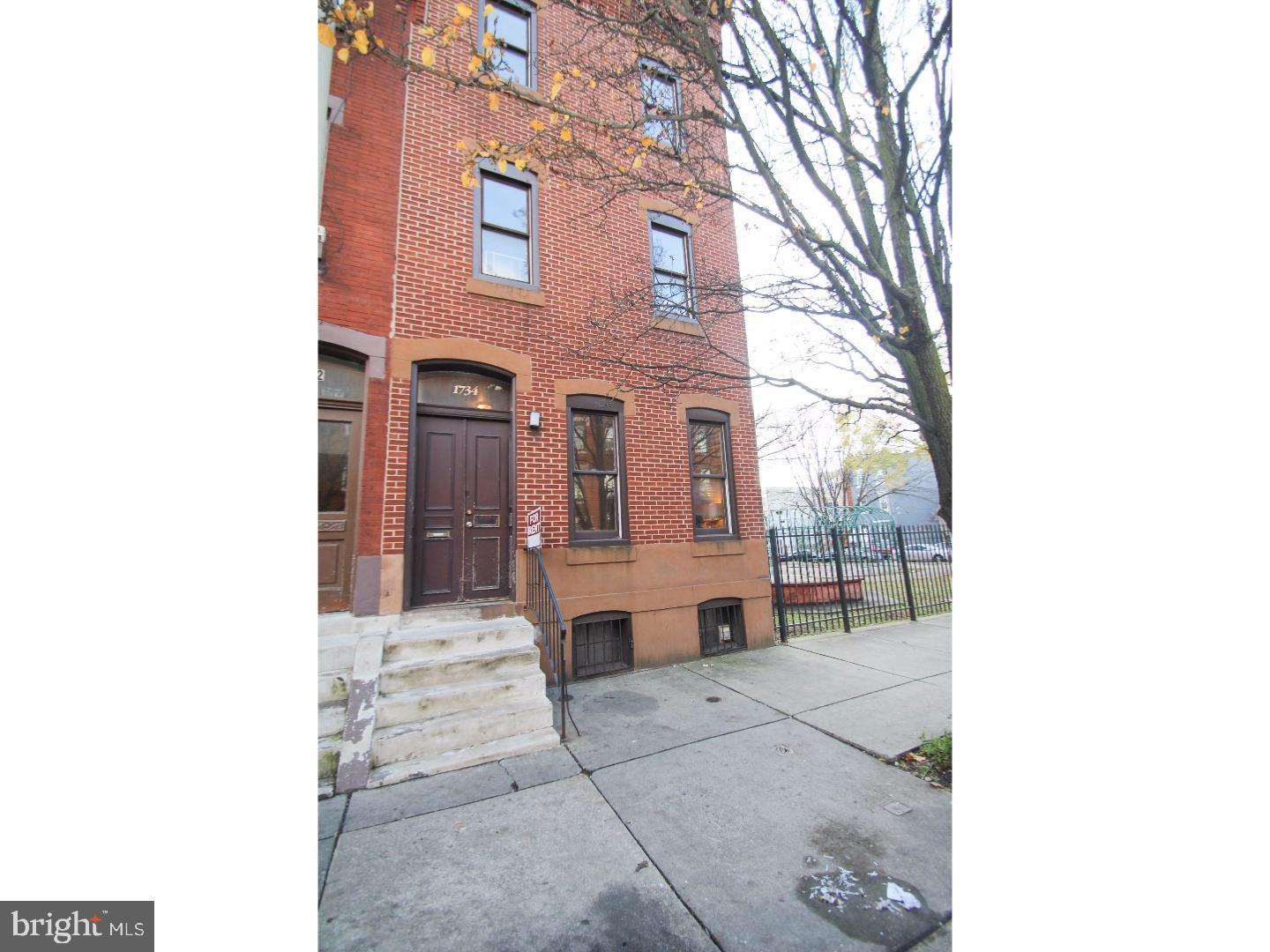 1734 W DIAMOND ST #2 Property Photo 1