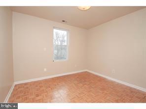 1734 W Diamond St #2 Property Photo 10