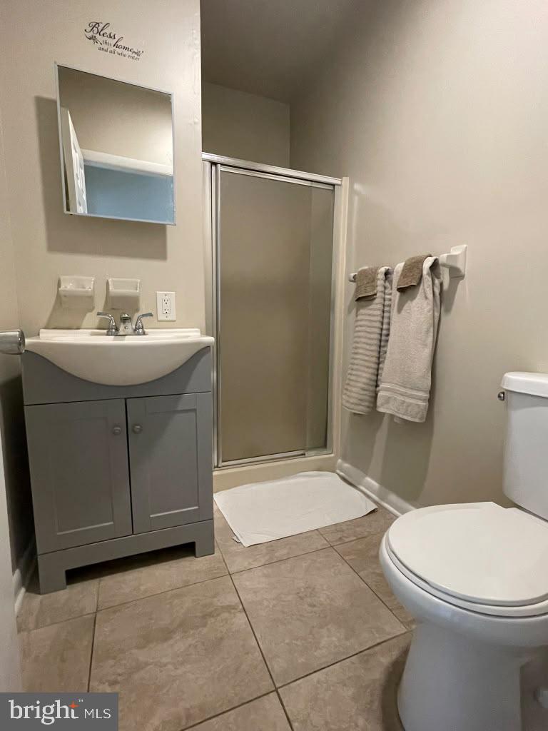 1734 W Diamond St #2 Property Photo 21