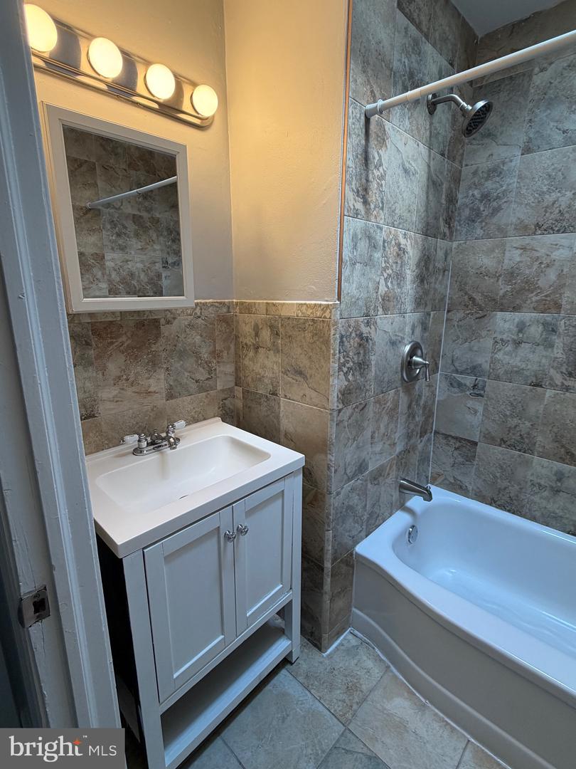 5922 Bustleton Ave Property Photo 9