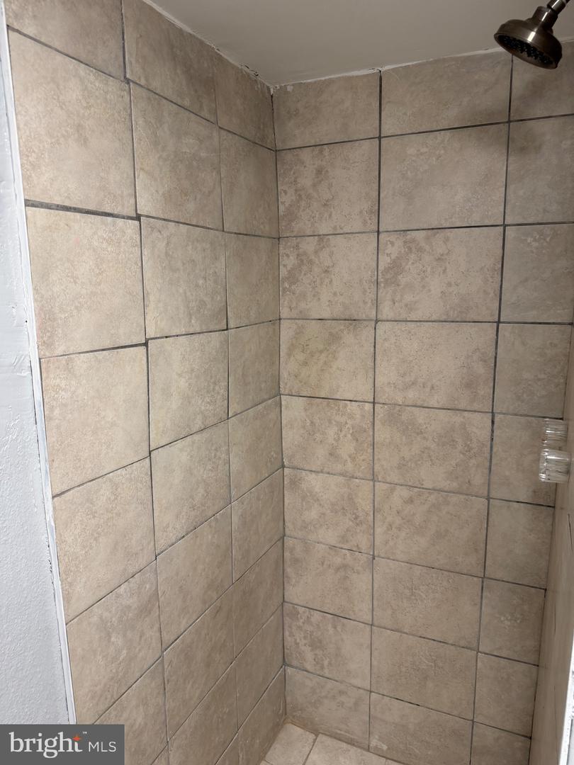 5922 Bustleton Ave Property Photo 15