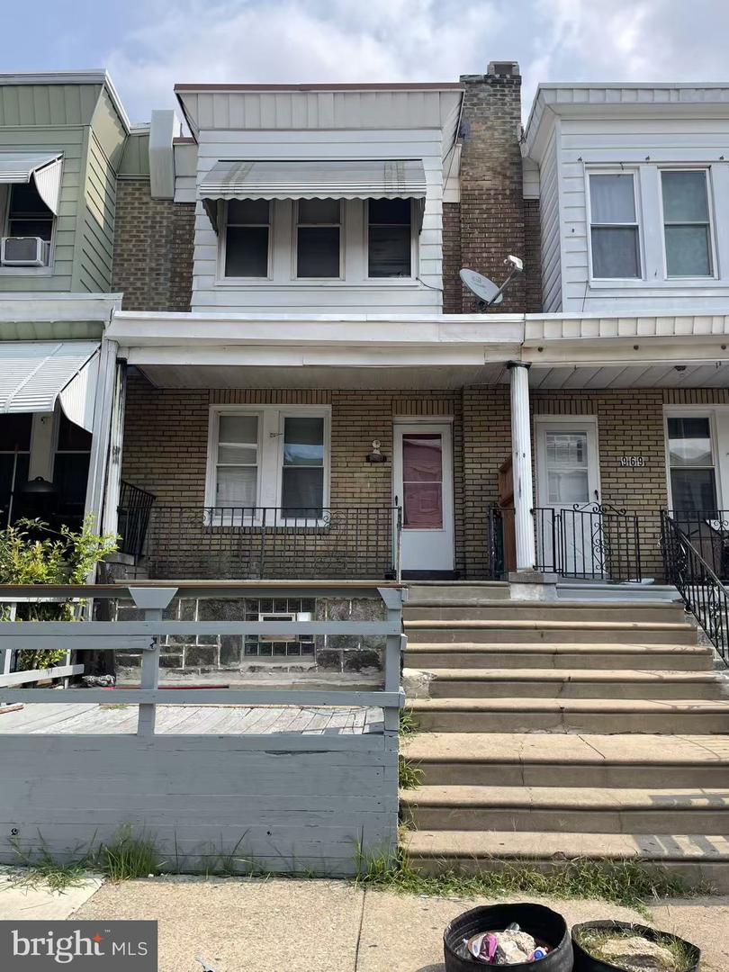 967 Carver St Property Photo 1