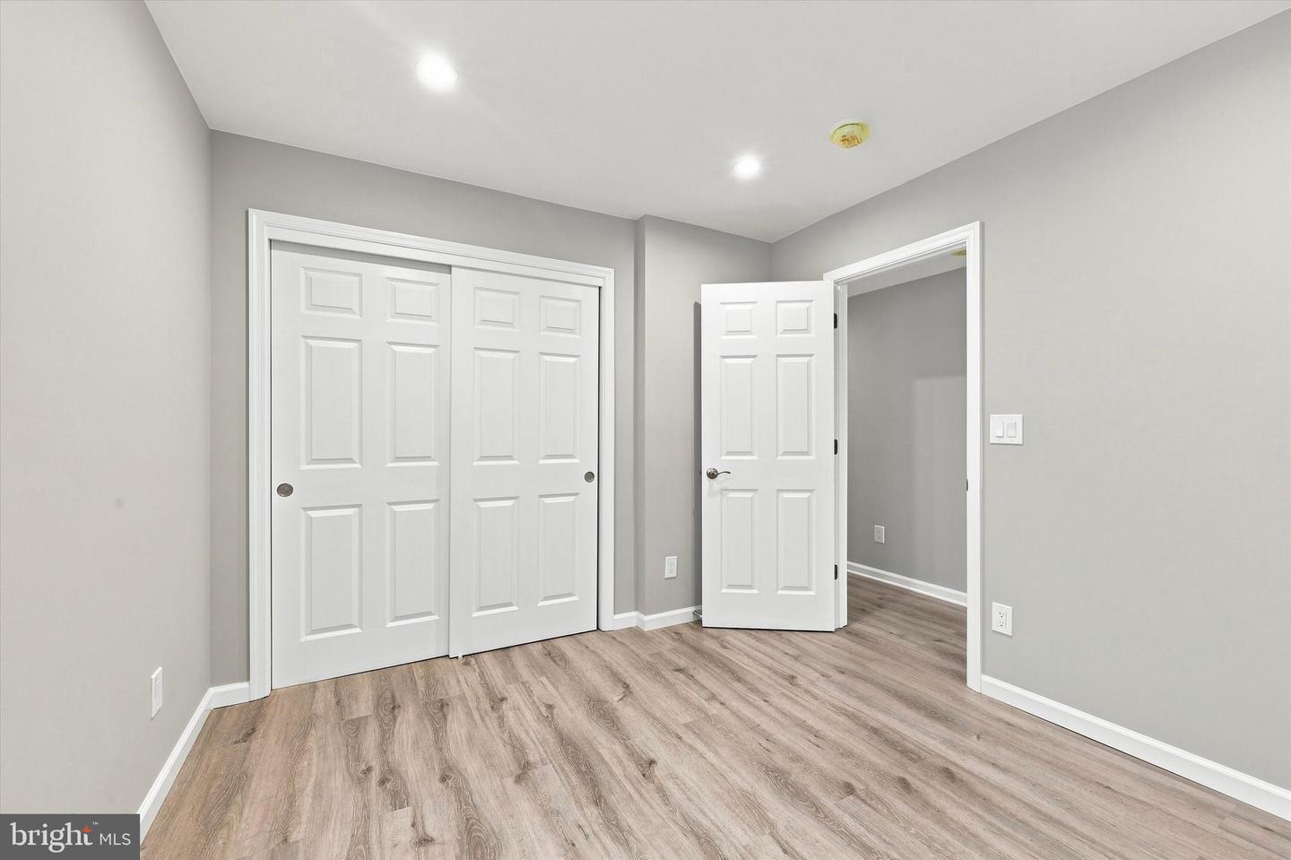 2649 E Clearfield St #unit B (2nd Floor) Property Photo 9