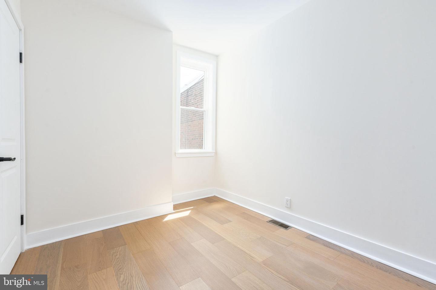 2965 Janney St Property Photo 21