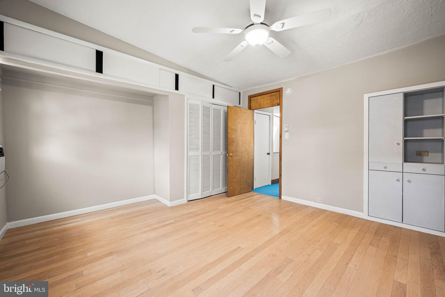 241 S 23rd St #2nd Flr Property Photo 12