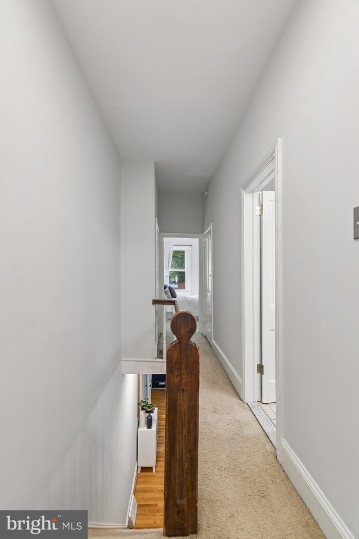 621 S Bambrey St Property Photo 24