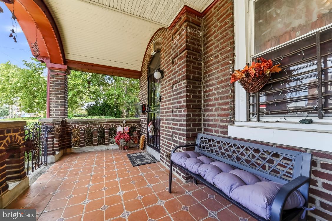 2116 W Passyunk Ave Property Photo 9