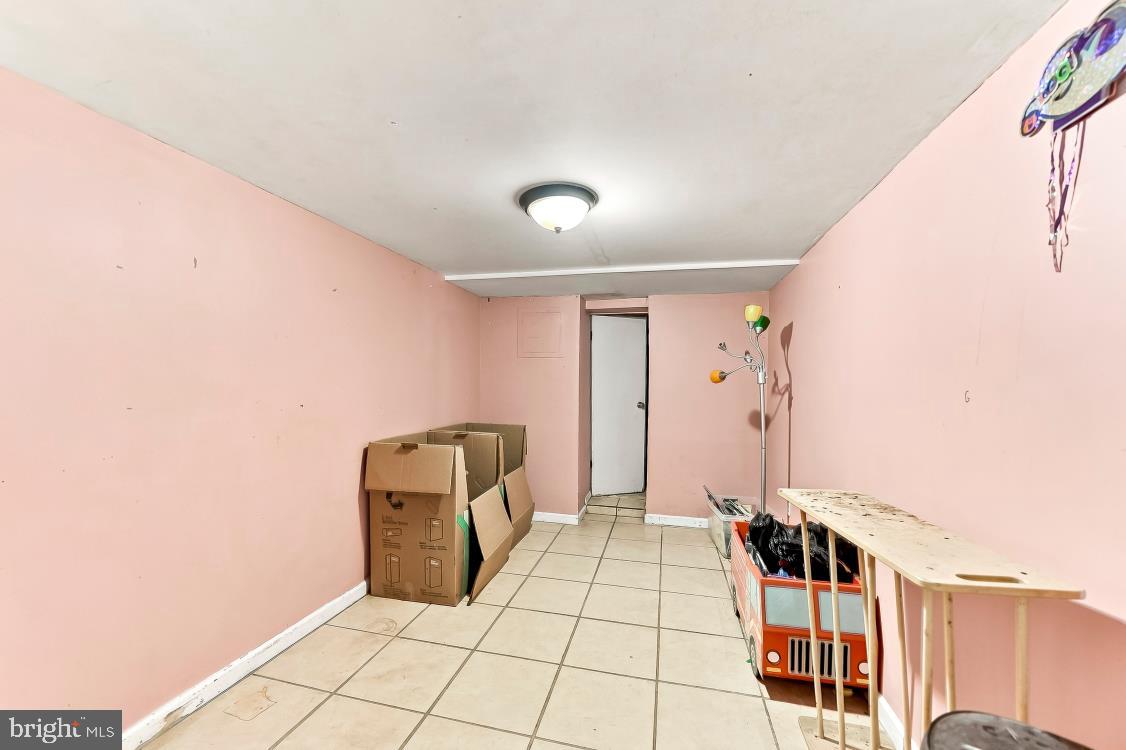 2116 W Passyunk Ave Property Photo 26