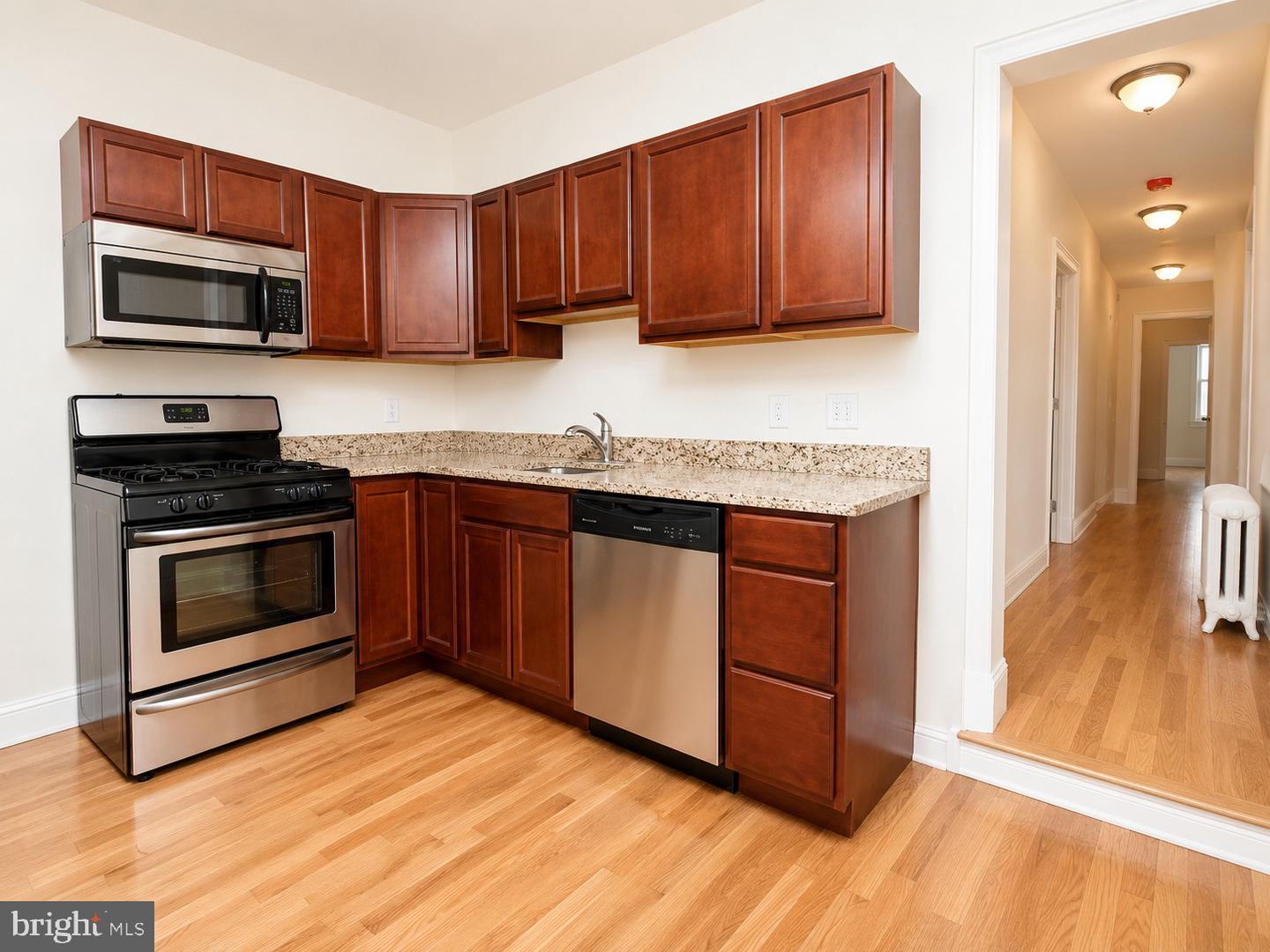 2808 W GIRARD AVE #A Property Photo 1
