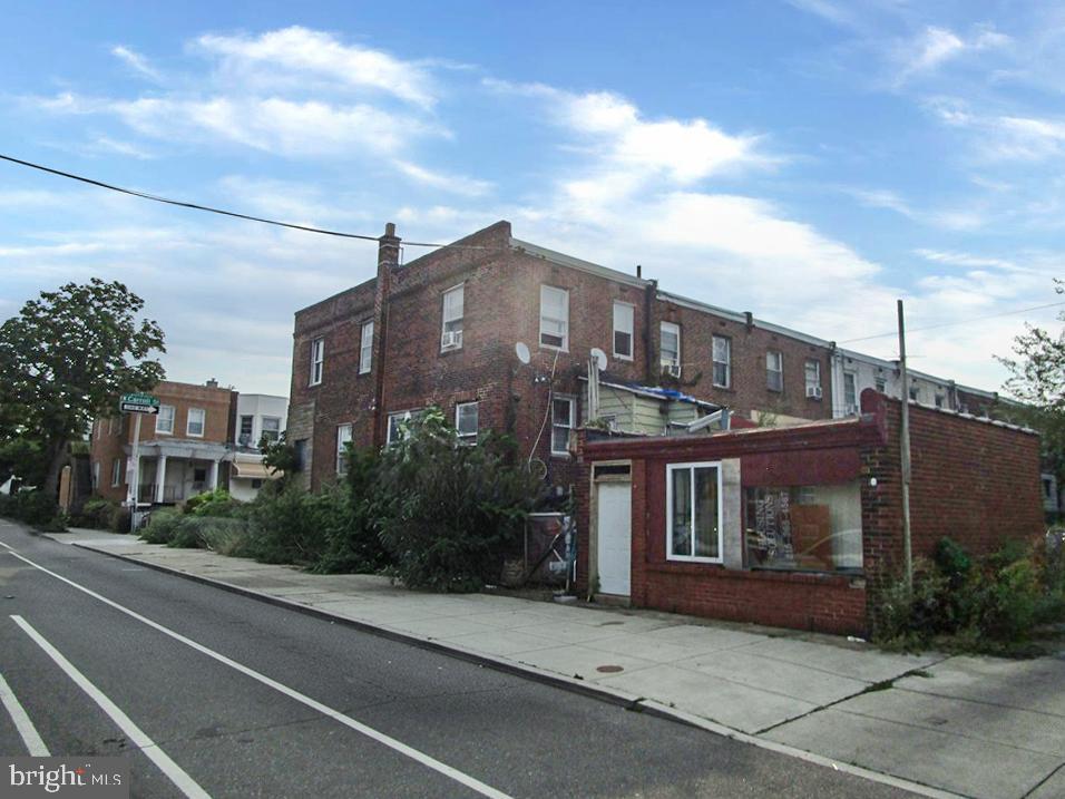 2600 S Carroll St Property Photo 6