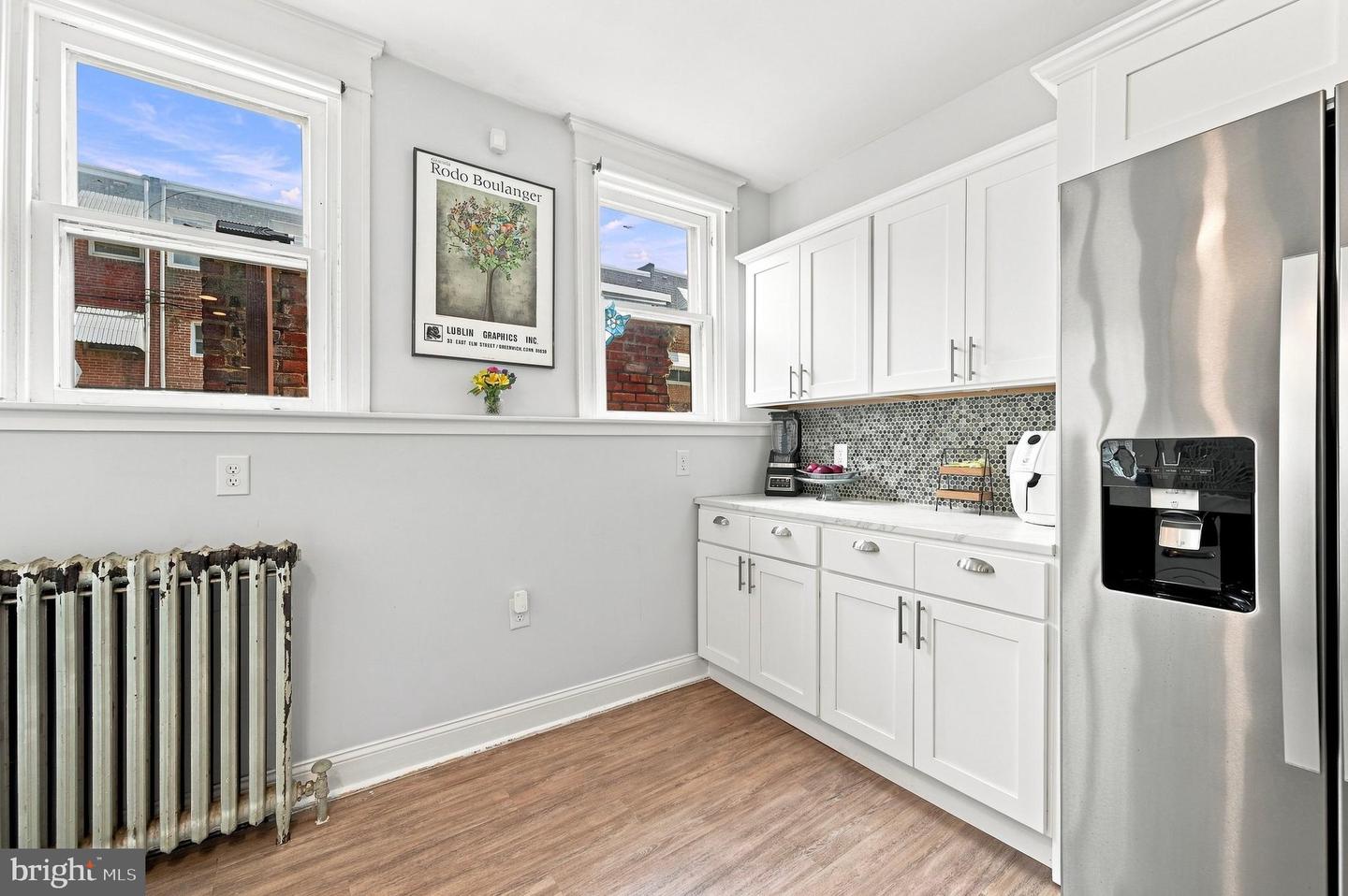 213 E Comly St Property Photo 12