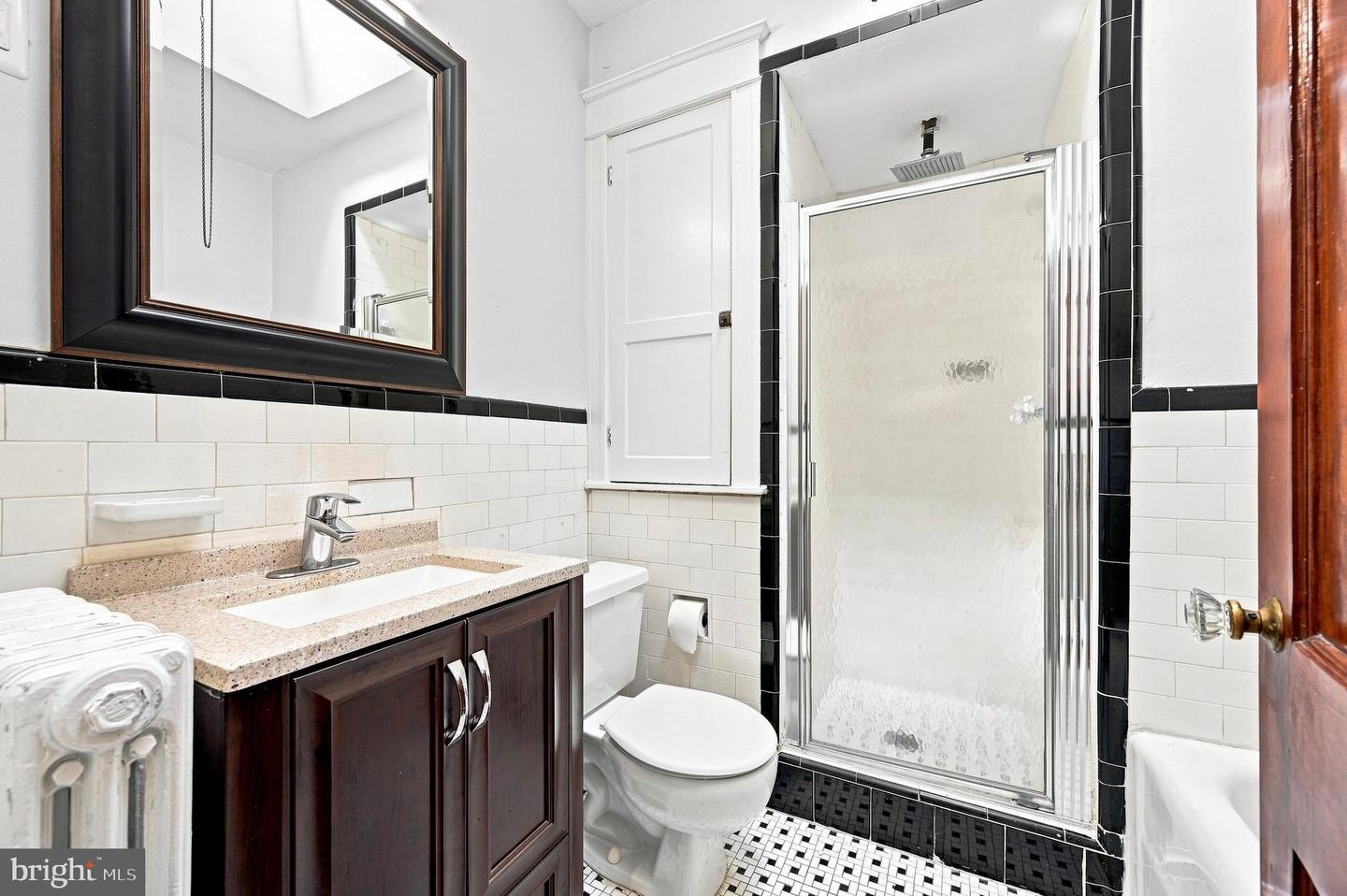 213 E Comly St Property Photo 17