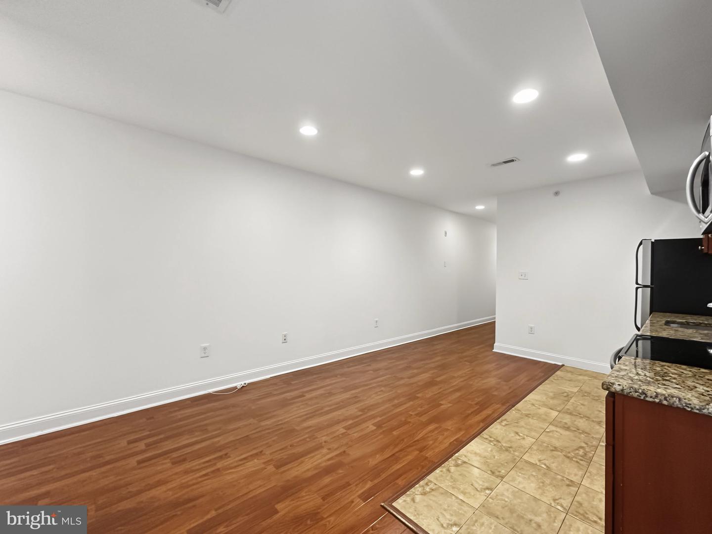 1417 N 17th St #3r Property Photo 12