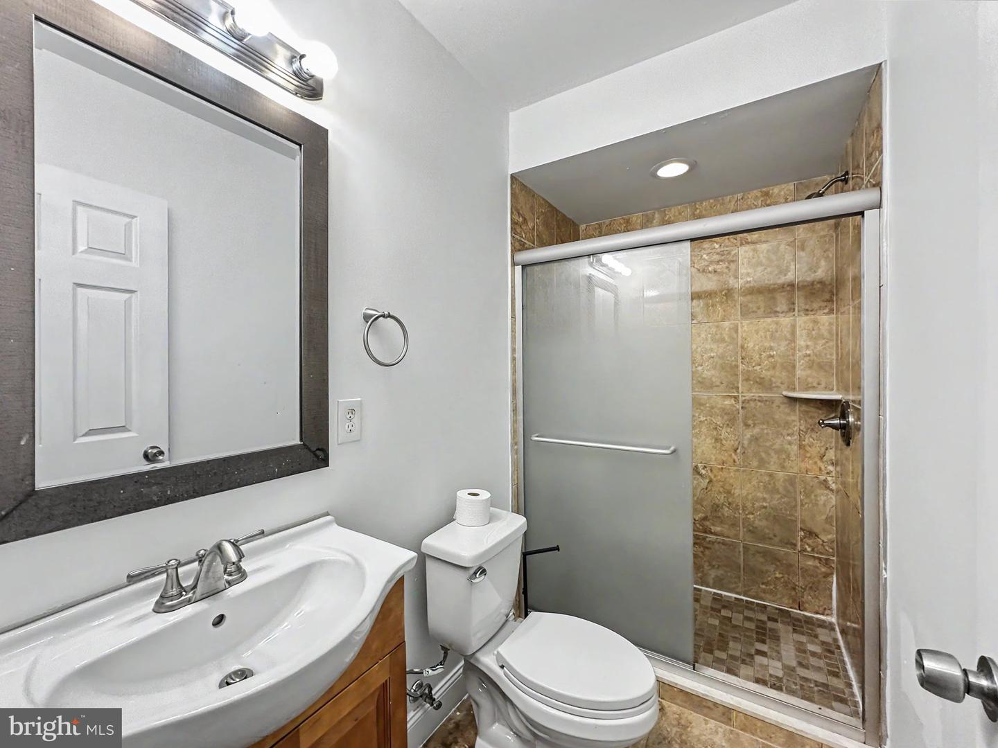 1417 N 17th St #3r Property Photo 19