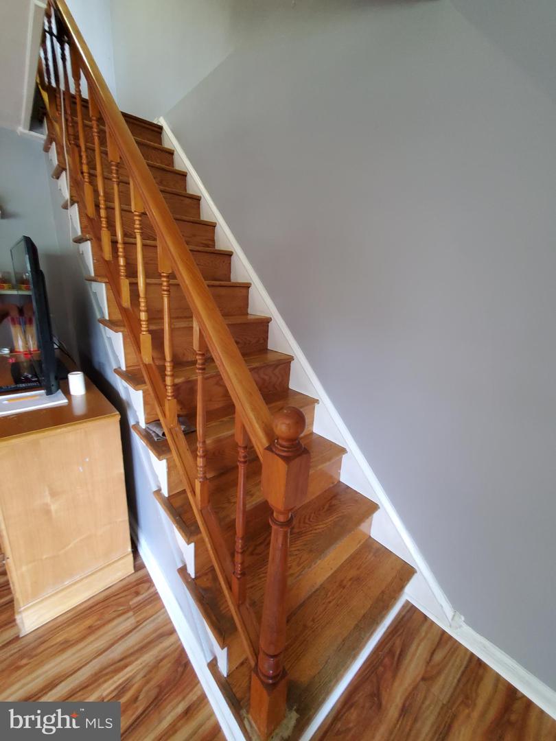 1053 Levick St Property Photo 11