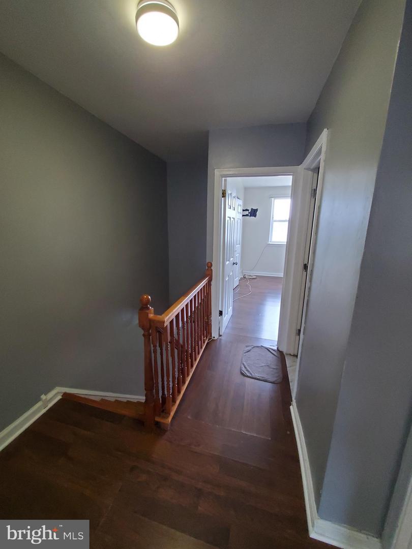 1053 Levick St Property Photo 13