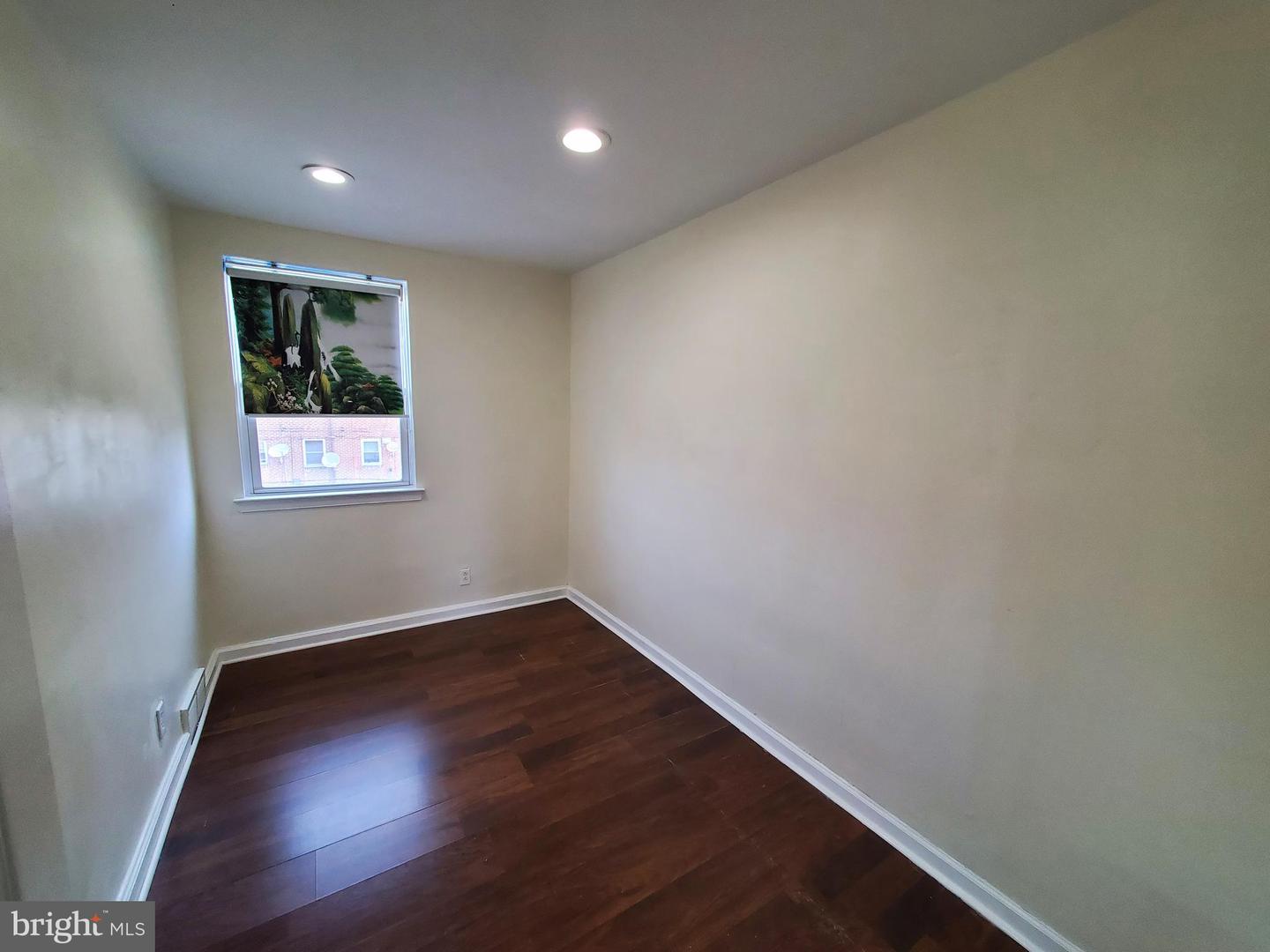 1053 Levick St Property Photo 14