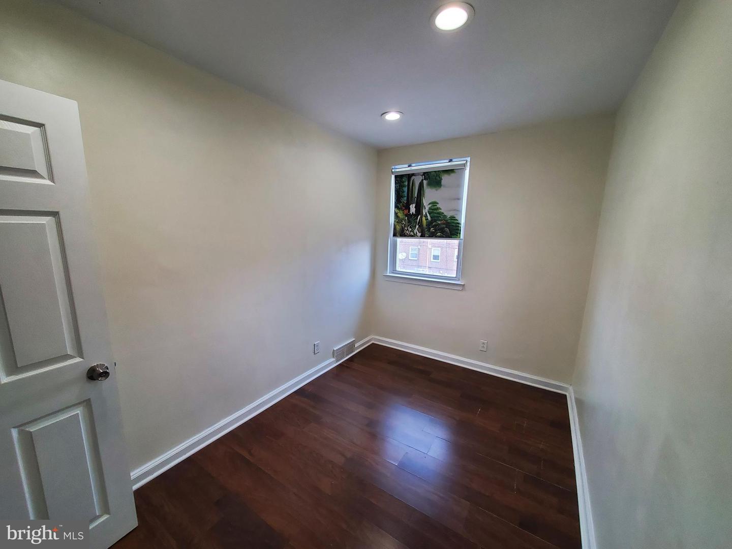 1053 Levick St Property Photo 15