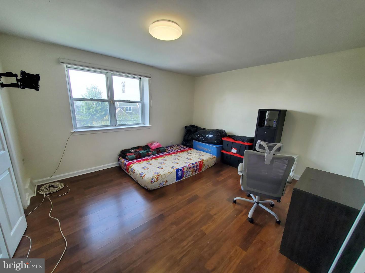 1053 Levick St Property Photo 19