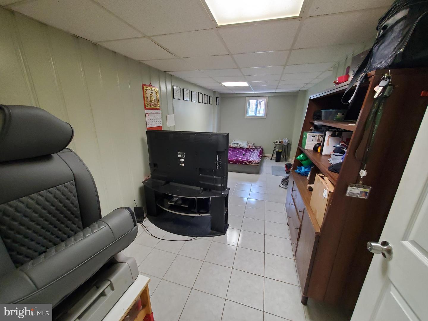 1053 Levick St Property Photo 27