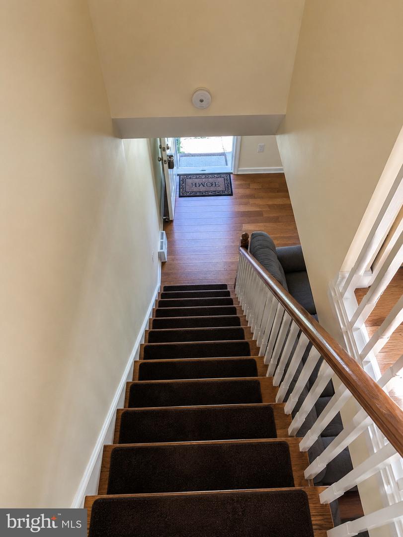 6032 Frontenac St Property Photo 8