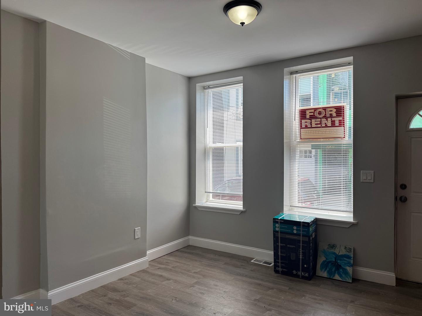 3205 Latona St Property Photo 3