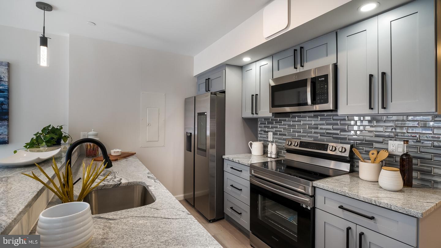 1825 CALLOWHILL ST #508 Property Photo 1