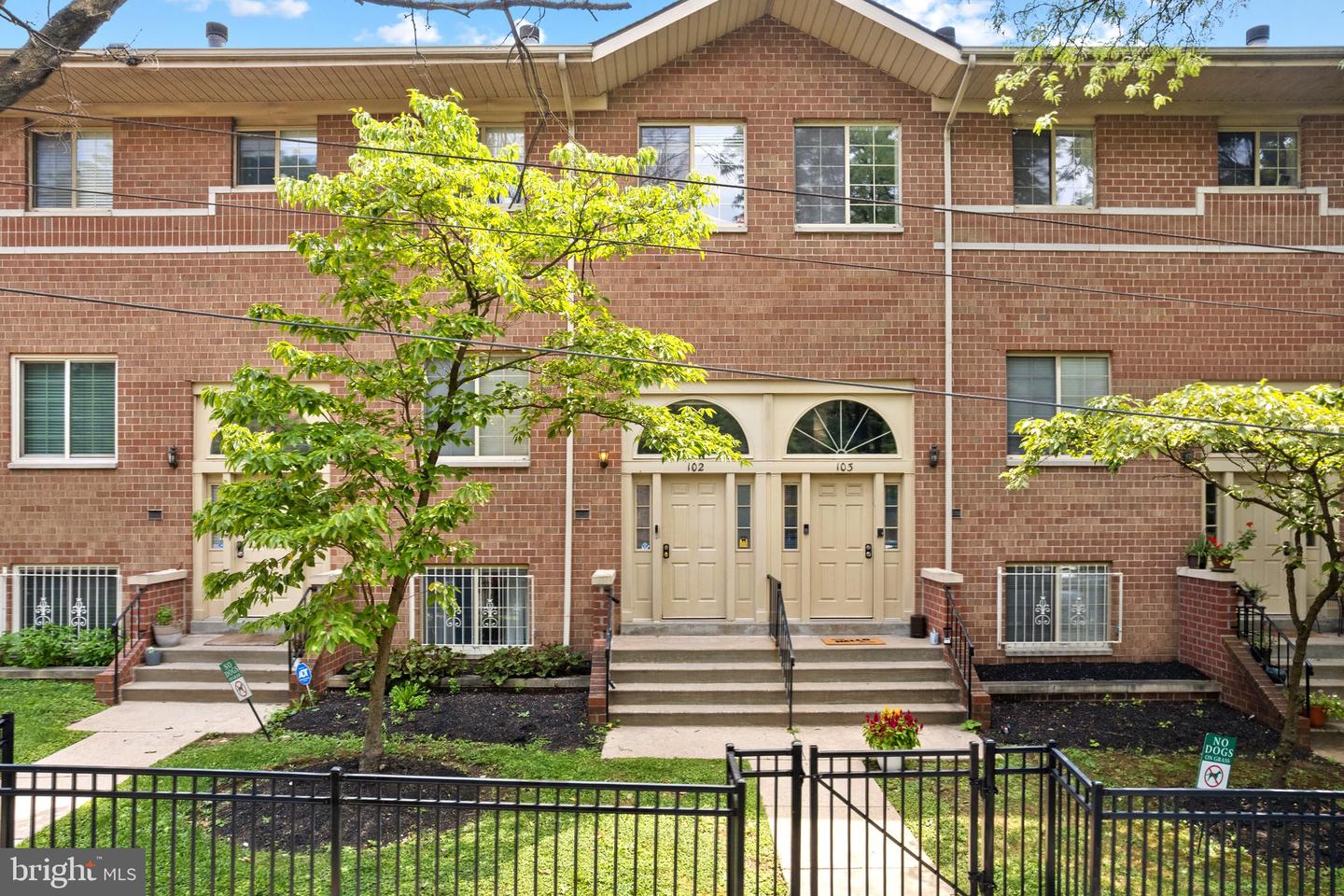 2751 PENNSYLVANIA AVE #B102 Property Photo 1