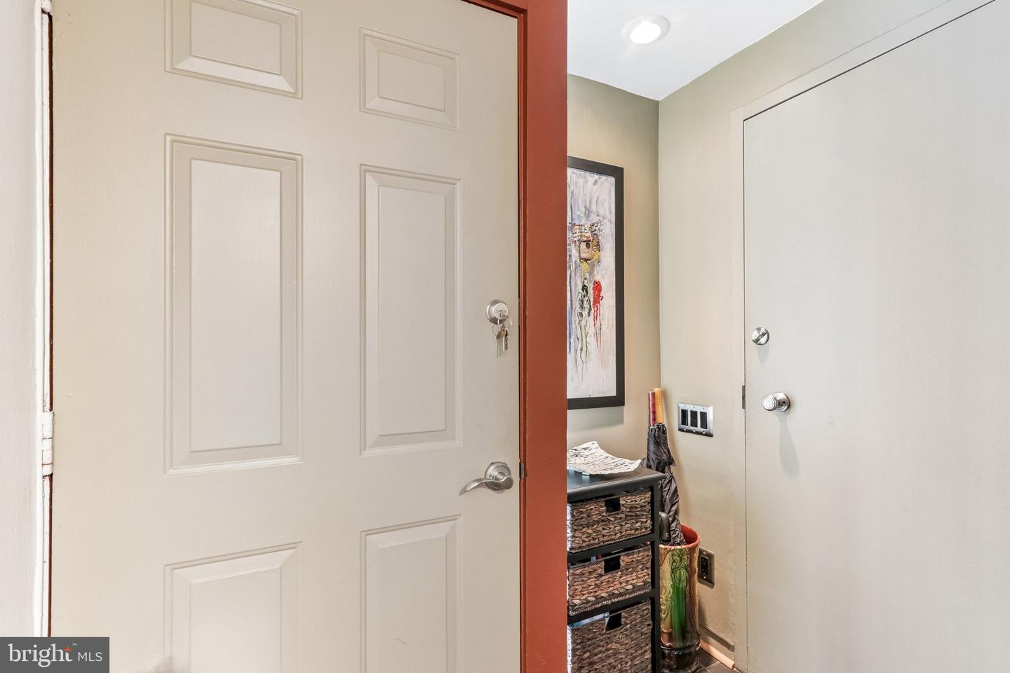 2014 Lombard St Property Photo 6