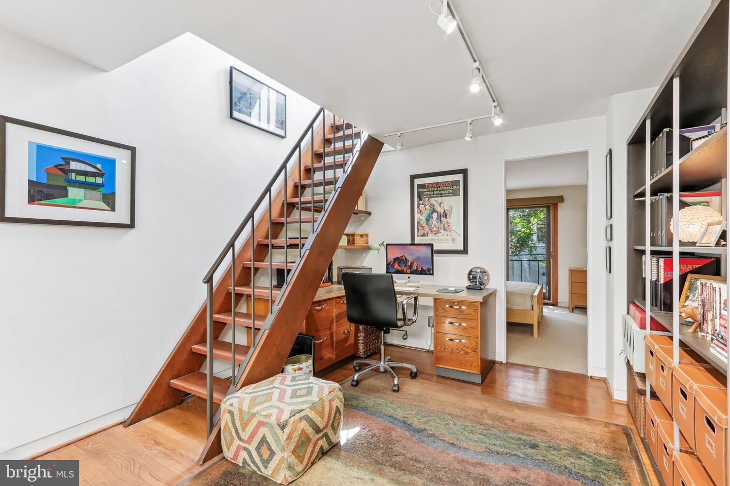 2014 Lombard St Property Photo 37