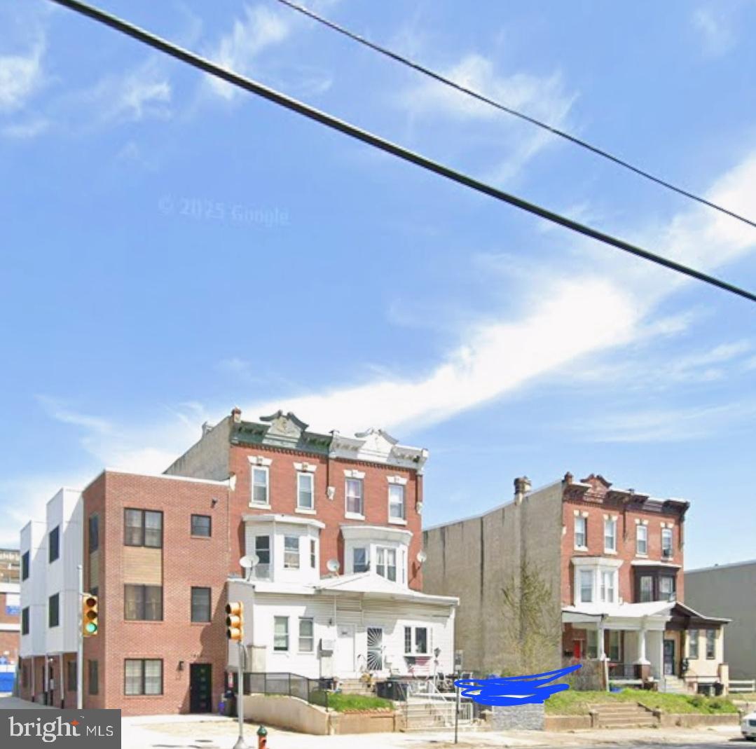 1835 W Erie Ave Property Photo 1