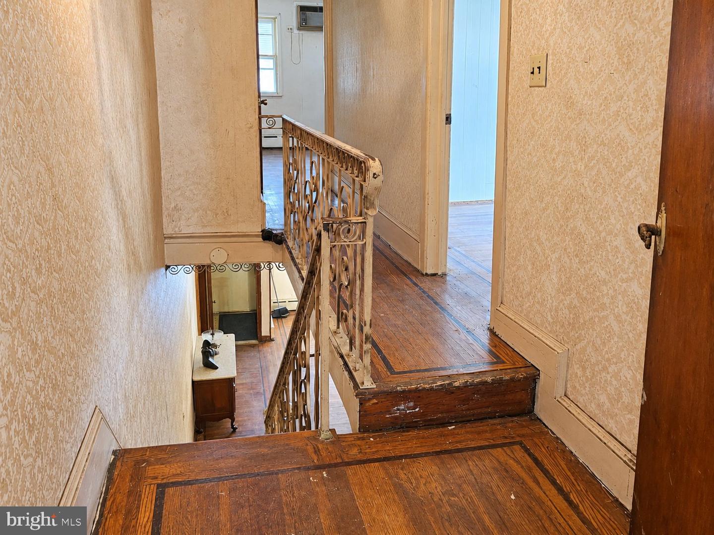 1525 S Juniper St Property Photo 15