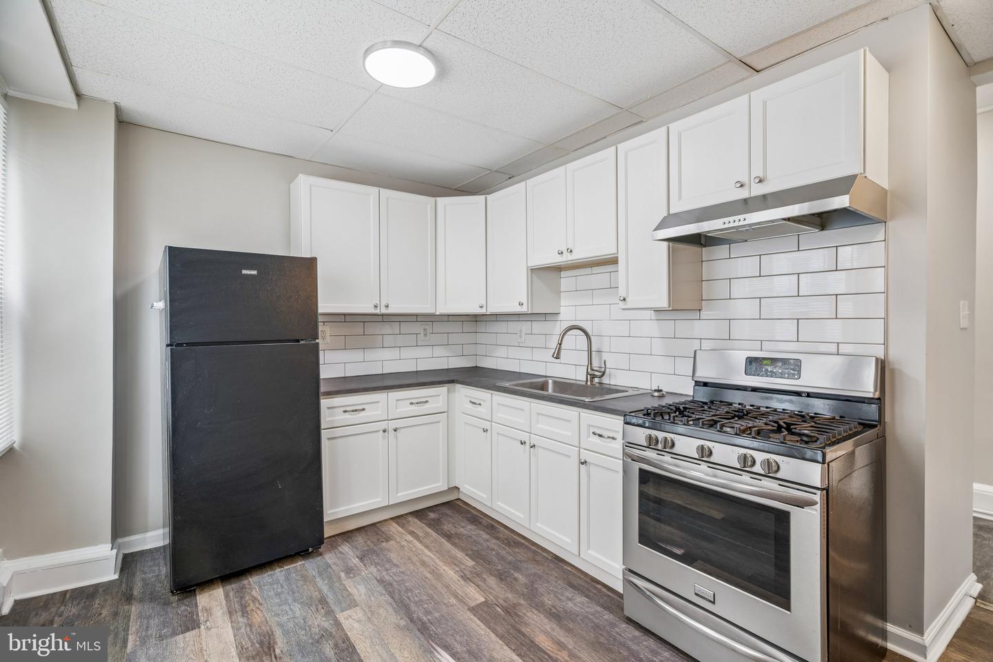 481 GERHARD ST #2 Property Photo 1
