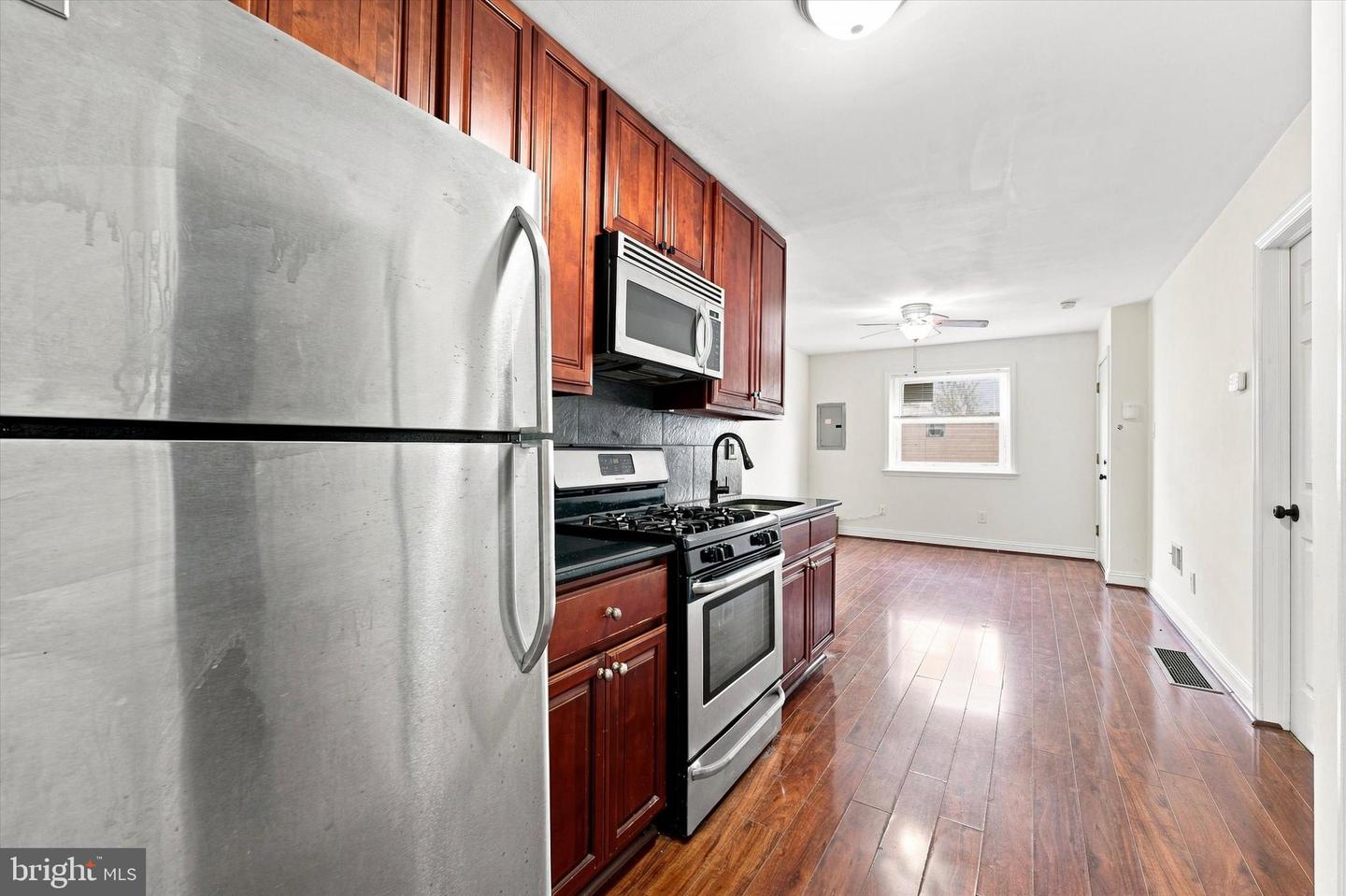 406 Pierce St Property Photo 11