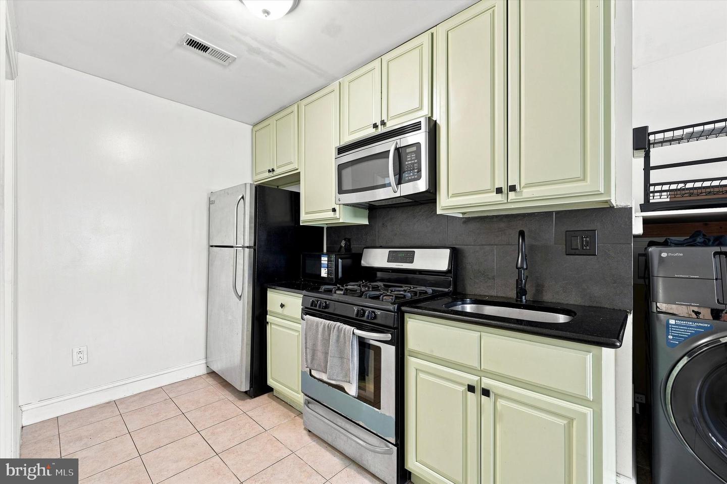 406 Pierce St Property Photo 14