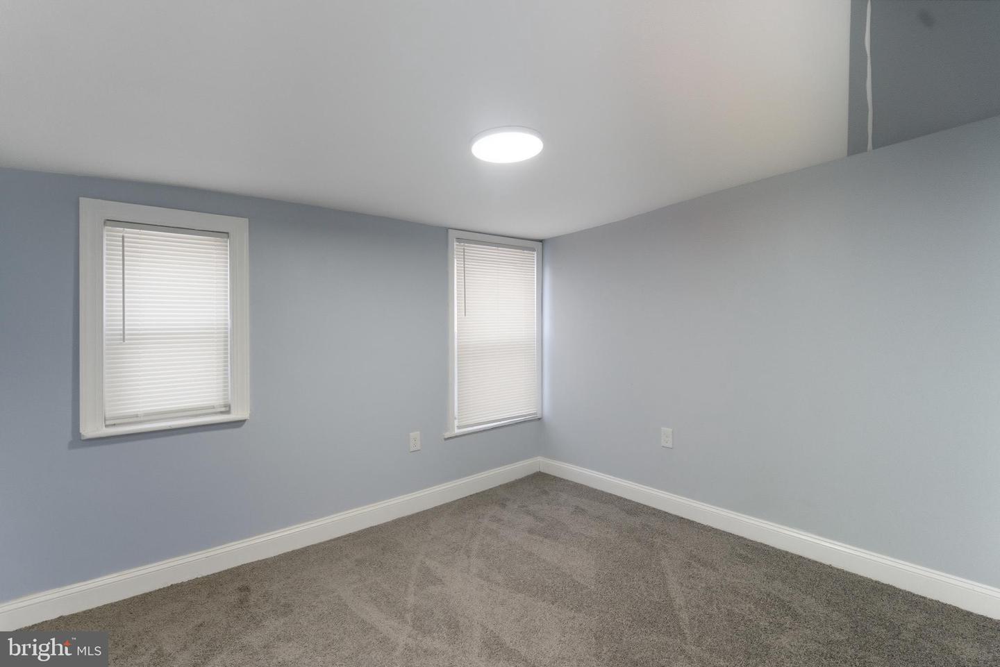 2625 Braddock St Property Photo 10