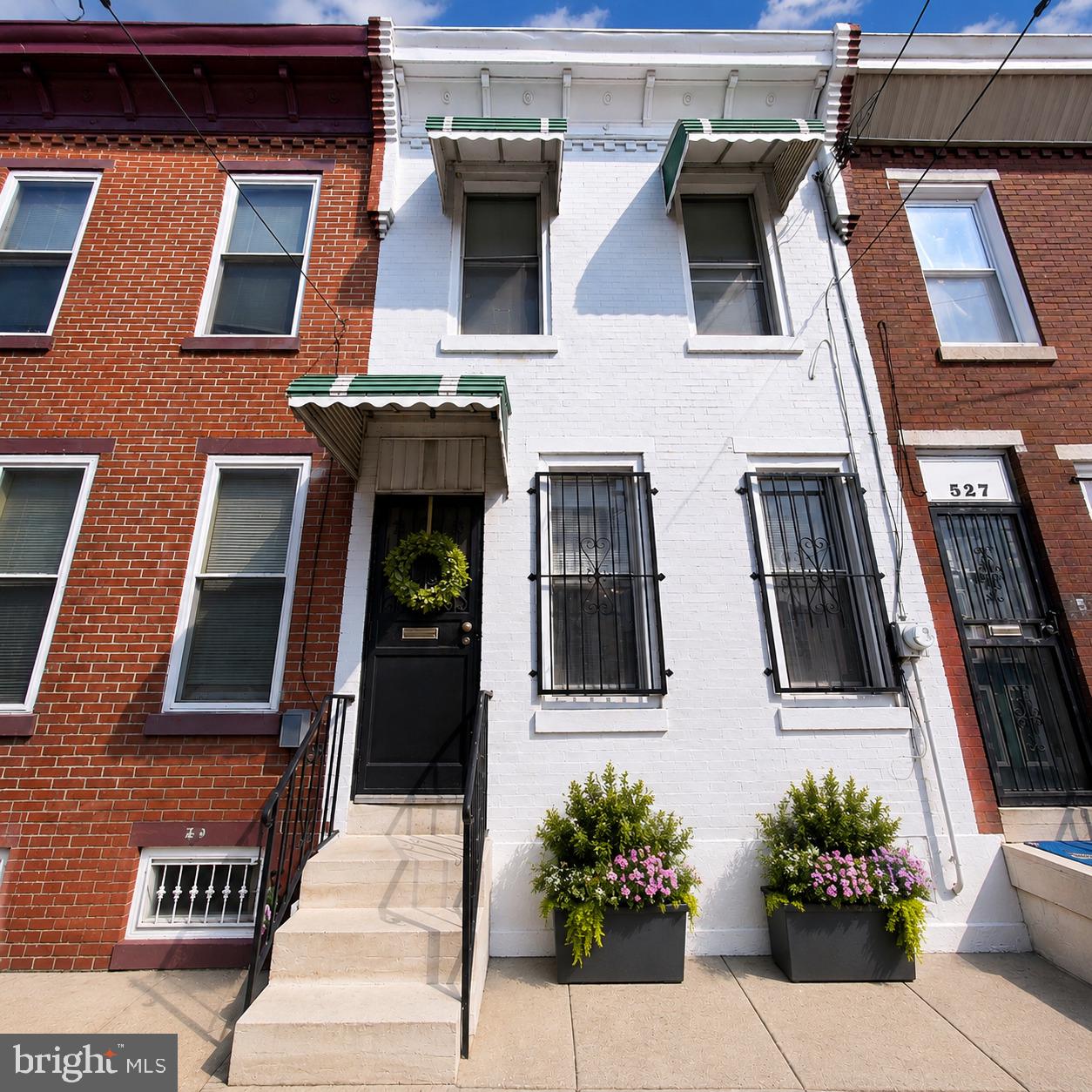 529 Tree St Property Photo 1
