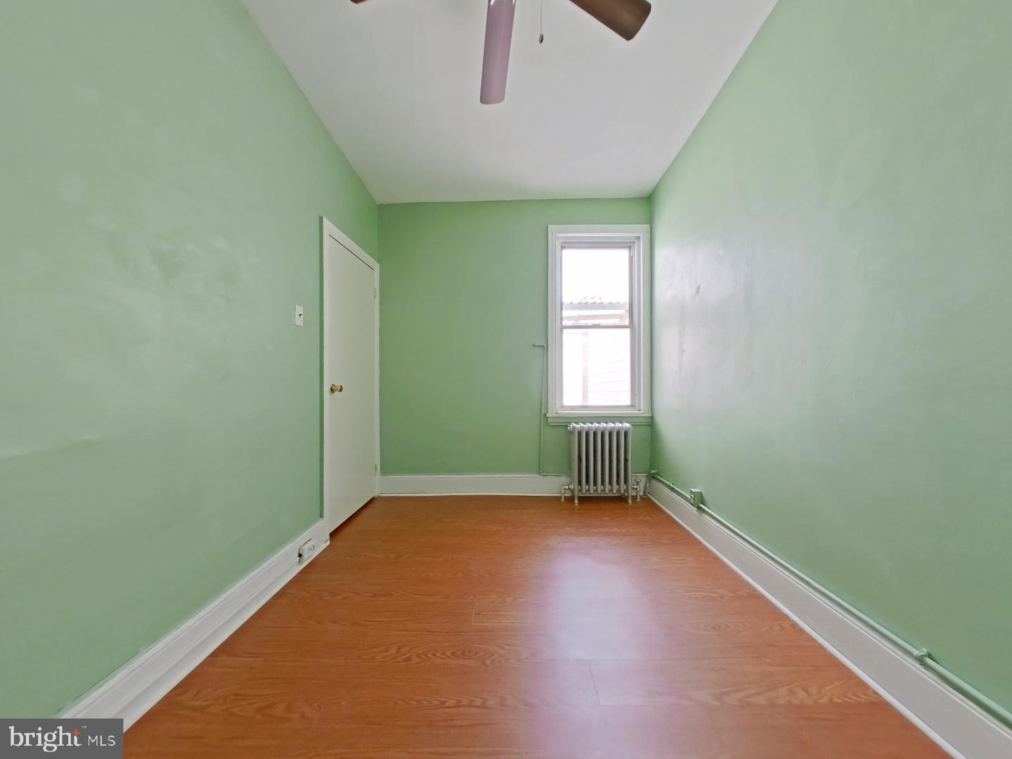 529 Tree St Property Photo 15